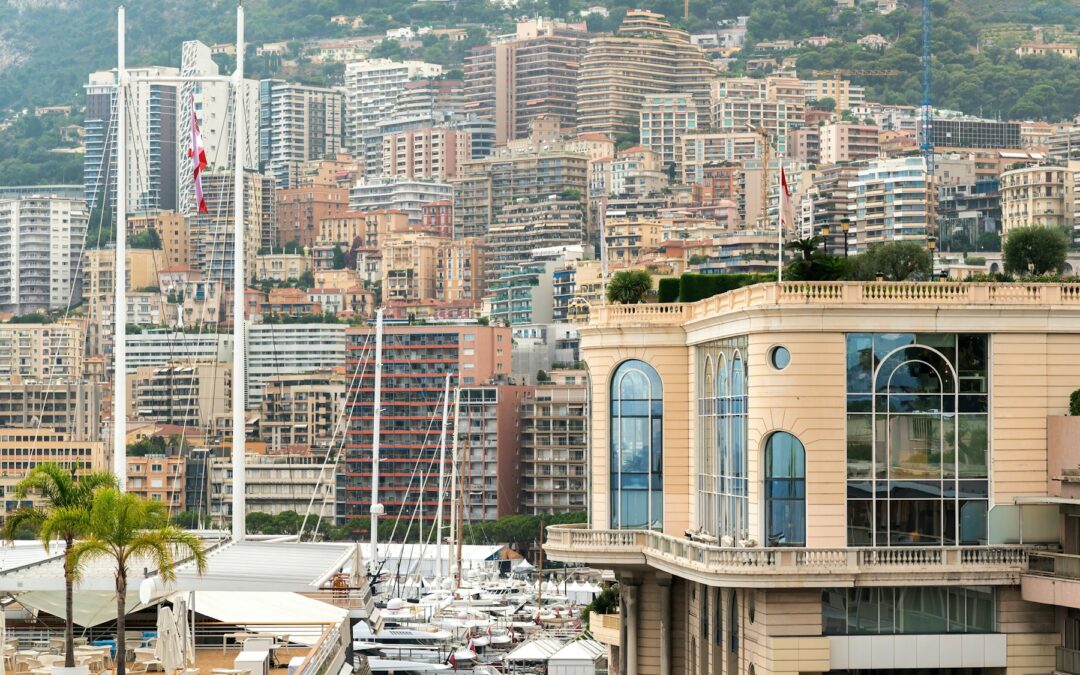 Quels sont les quartiers les plus prisés à Monaco et pourquoi ?