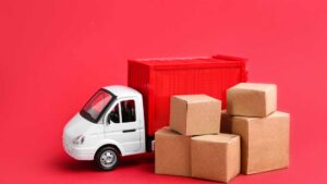 camion rouge avec des cartons